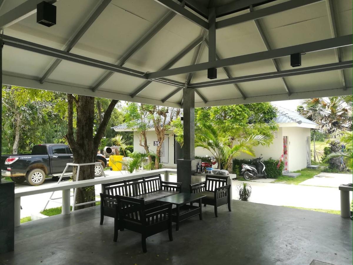 The Lake Hill Resort Pran Buri Bagian luar foto