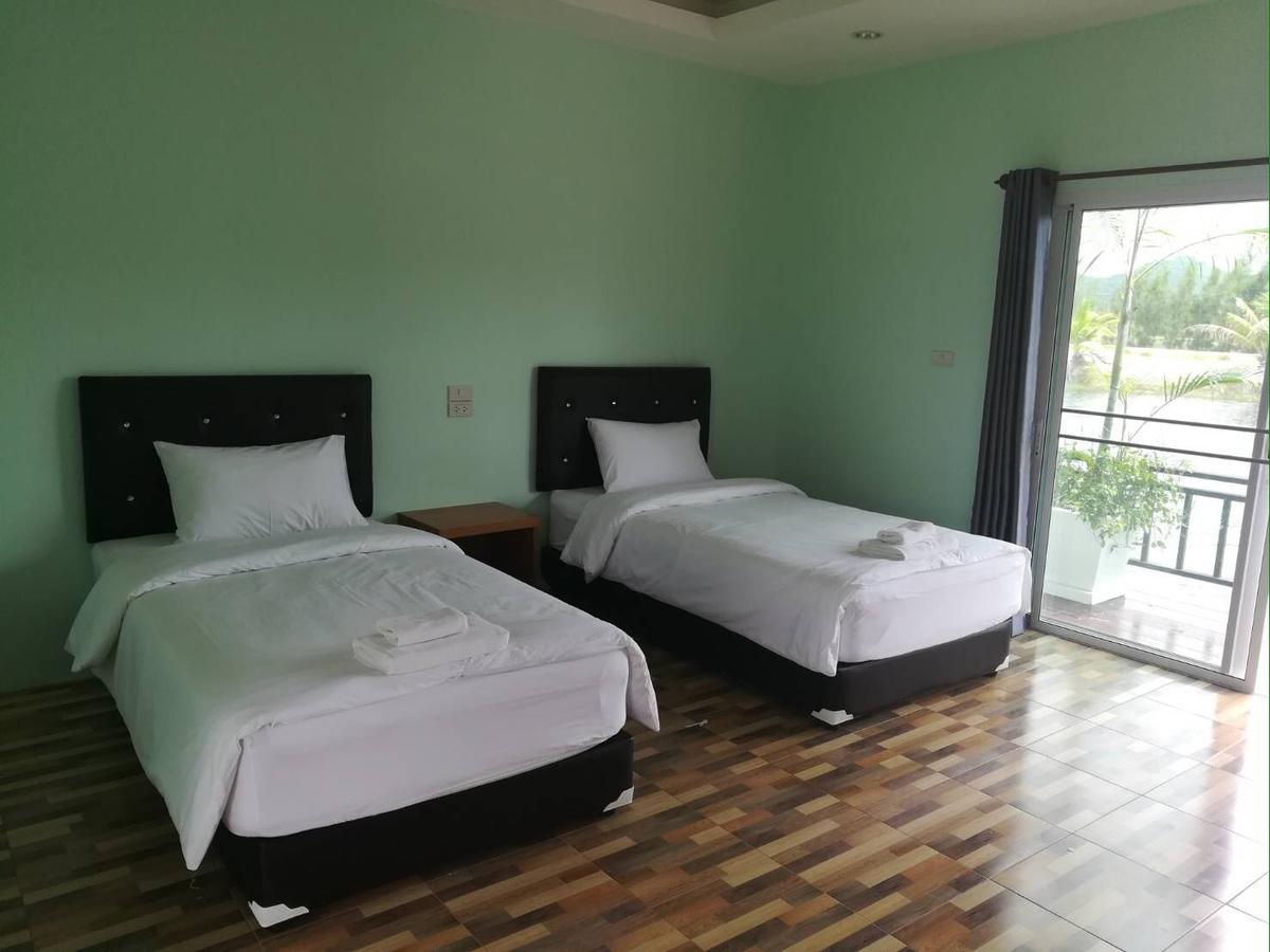 The Lake Hill Resort Pran Buri Bagian luar foto